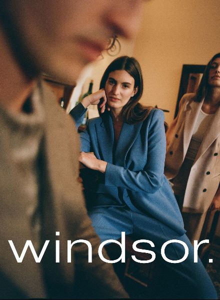 A NEW VISION : CHAMONIX-MONT-BLANC – The WINDSOR F/W ‘22 campaign by James Harvey Kelly with hair & makeup by Bianca HARTKOPF & styling by Jana KRENTZLIN c/o NINA KLEIN