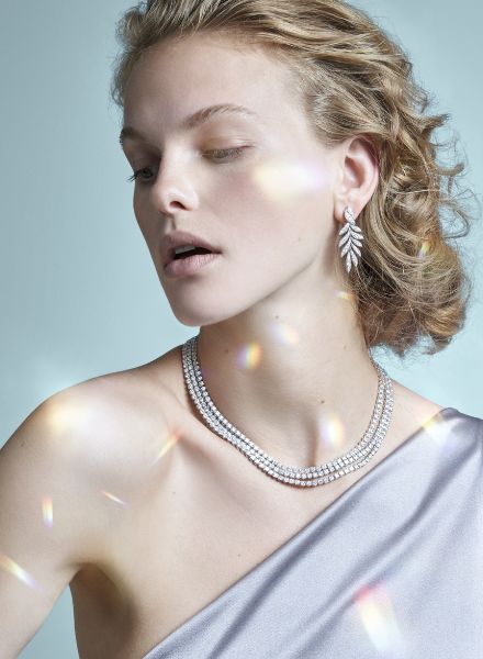 DOUBLE T PHOTOGRAPHERS : Portraits for the DFB German national soccer team, Condé Nast TRAVELLER, DSCENE Golden Hour, HARRY BREAD, WEMPE Jewelry Selected 2022, and spirited ideas with schnapps for DIE ZEIT