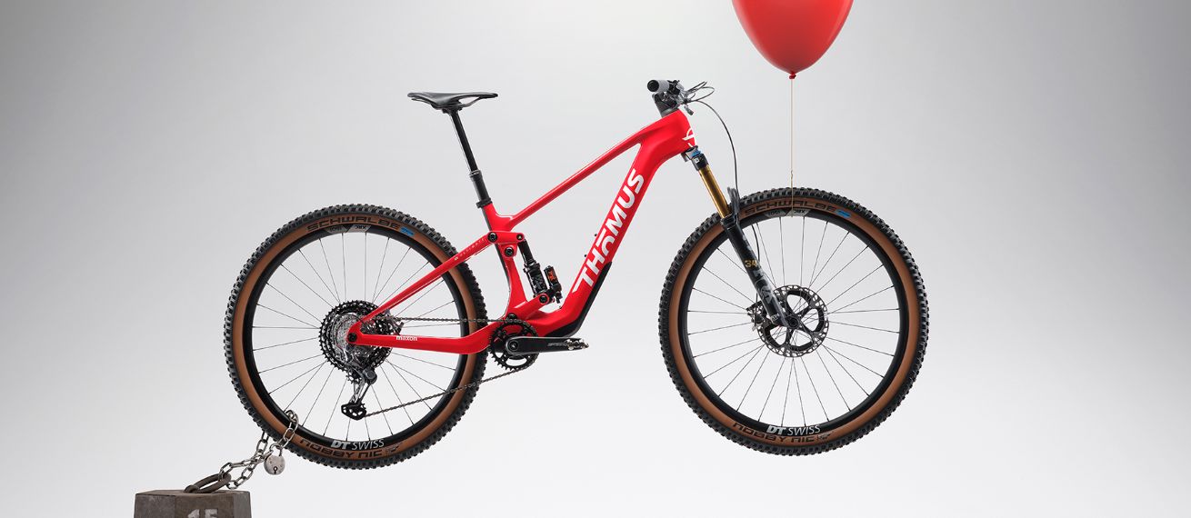 THÖMUS Lightrider E Ultimate - das leichteste vollgefederte E-Mountainbike der Welt, fotografiert von TERENCE DU FRESNE