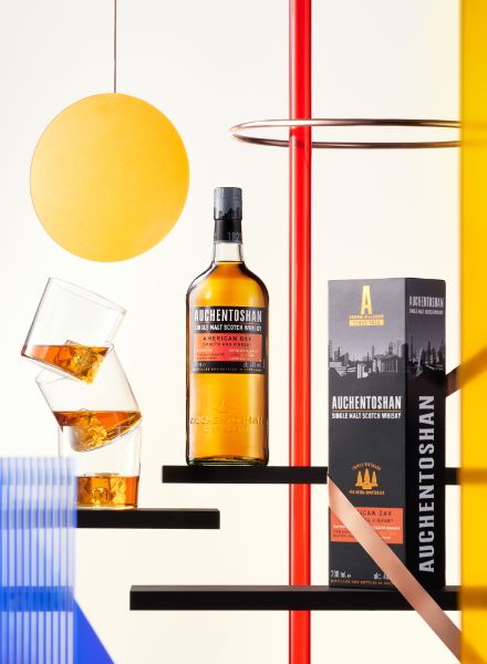 Maciek MILOC c/o STILLSTARS photographs for Scottish whisky distillery AUCHENTOSHAN