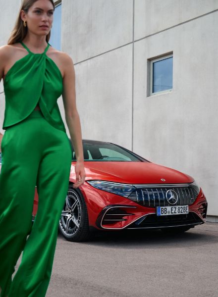MERCEDES-BENZ AMG EQS – Leo ROHRSETZER c/o BIRGIT STÖVER photographs the 100 % electric luxury automobile, three motifs for you on GoSee