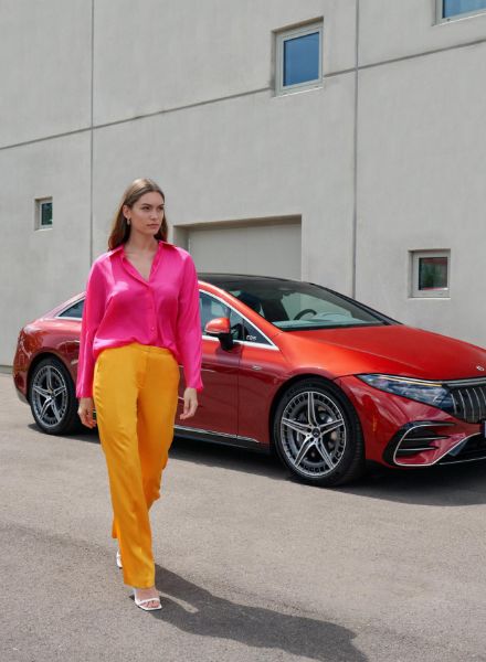MERCEDES-BENZ AMG EQS – Leo ROHRSETZER c/o BIRGIT STÖVER photographs the 100 % electric luxury automobile, three motifs for you on GoSee