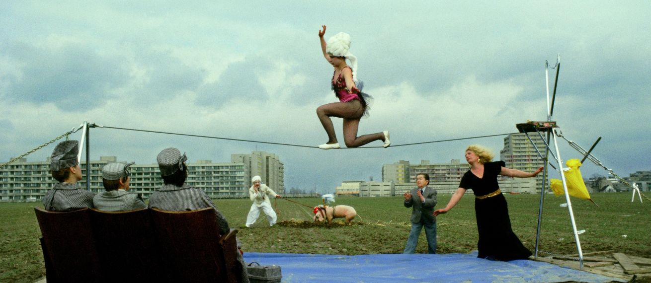 Fotografie berührt uns alle - der EMOP aka European Month of Photography Berlin 2023 startet durch !