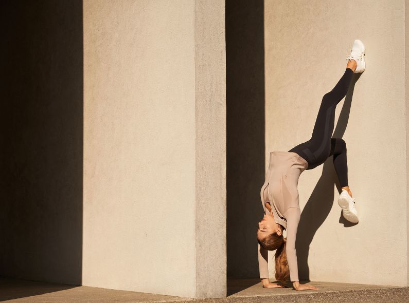 ‘To bring the enjoyment of sports to all’ – PAWEL FABJANSKI photographs the DESCENTE campaign in Milan