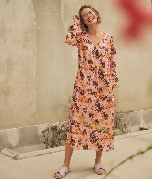 Marco TRUNZ c/o SONJA HEINTSCHEL fotografiert Model Sophie Strobele für LANIUS