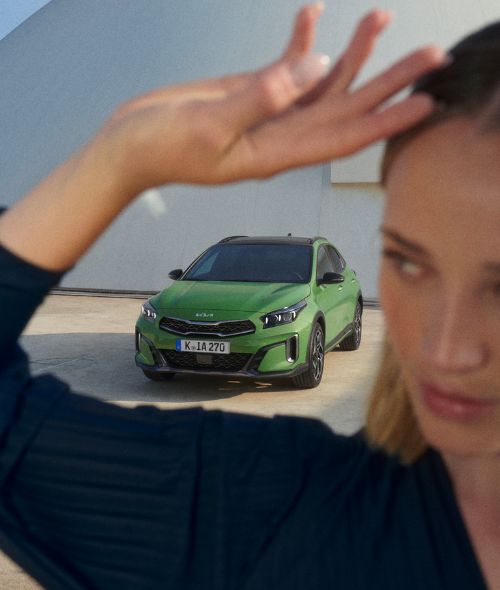 BEN & MARTIN fotografieren die neue KIA XCEED Kampagne in Feel-Good-Ästhetik für KIA Motors & Innocean Worldwide