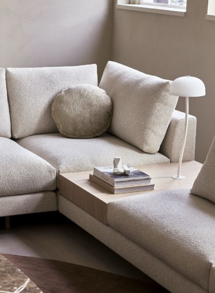 MONTIS - Modern Dutch Designs, fotografiert von Jeroen van der Spek mit Set Design und Prop Styling von Cleo Scheulderman, beide Artists c/o  STILLSTARS