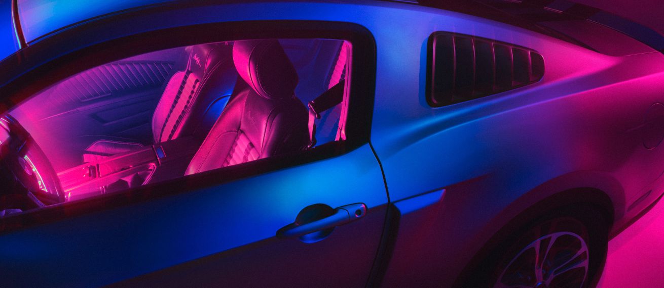 ‘Rock the Mustang’ - The FORD MUSTANG staged in a glamorous light by GYBOW and ANKE LUCKMANN for you on GoSee.News