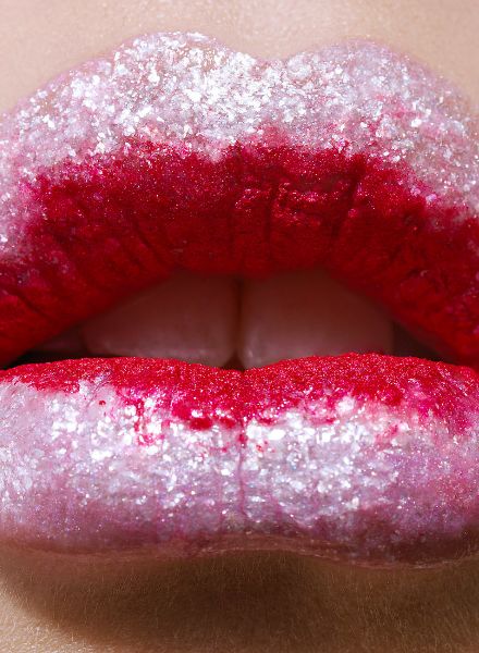Beauty expert & hair & makeup artist MOMO is now on the team of AVENGER PHOTOGRAPHERS
