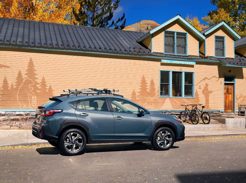 JEFF LUDES and GYBOW stage the SUBARU CROSSTREK in Los Angeles