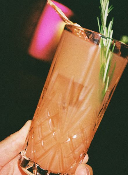 Christoph KLUTSCH c/o KRISTINA KORB fotografierte ein Advertorial für den spanischen GIN MARE, 9 Fotos für Euch auf GoSee.News