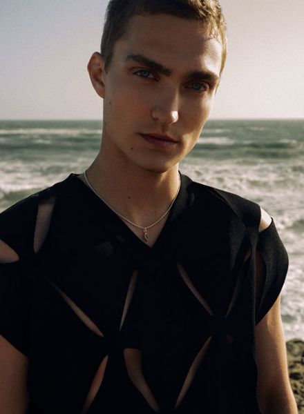 WO/MEN JEWELRY ’23 by Ariane Ernst - photos by Christoph KLUTSCH c/o KRISTINA KORB