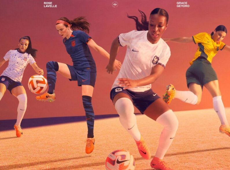 Grace Geyoro, Rose Lavelle, Sam Kerr and Sophia Smith - Tom VAN SCHELVEN c/o MAKING PICTURES fotografiert den NIKE Phantom Luna in Aktion