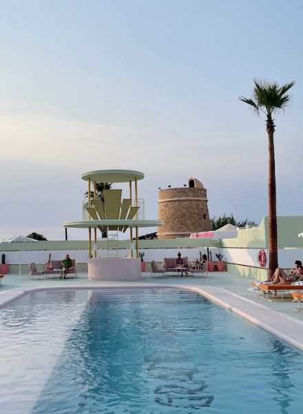NEW at GoSee : I LIKE IBIZA PRODUCTIONS, we present you a first selection of artwork for HARPER’S BAZAAR Espana featuring Esther Cañadas, as well as Galvan London, Spell and Harvey Nichols