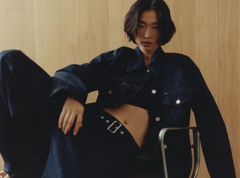 Maximilian Bartsch fotografiert Kampagnenmotive für das Modelabel CLOSED - für das Styling war Christiane GRAF c/o NINA KLEIN am Set