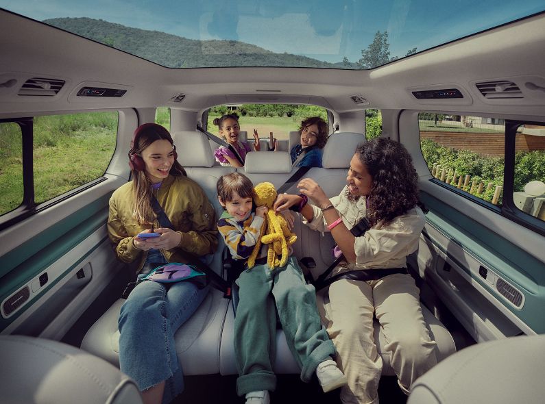 VW ID. BUZZ campaign by Julia Marie WERNER c/o WILDFOXRUNNING for Scholz & Friends
