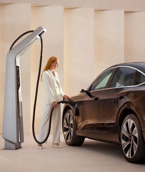 AUDI Q8 with pineering charging technology - motifs by Manuel NAGEL c/o WILDFOX RUNNING