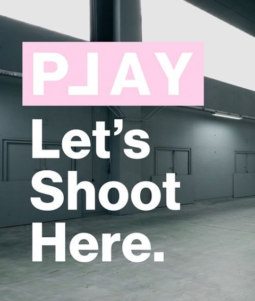 From the first screw to the final image. - PLAY Studios für Foto, Film und Events im Herzen von Hamburg erweitern ihre Studiofläche und helfen Dir mit ihrem Setbau-Team Deine Visionen und Träume zu verwirklichen