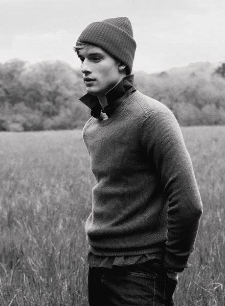 Edgar Berg photographs the ÉRIC BOMPARD Fall/Winter 23/24 campaign - post production: ONE HUNDRED BERLIN