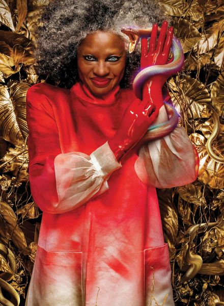 THE HUNGER GAMES are back ! - with golden set design for the campaign by Kathleen ALISCH c/o BASICS.BERLIN