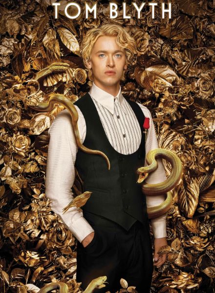 THE HUNGER GAMES are back ! - with golden set design for the campaign by Kathleen ALISCH c/o BASICS.BERLIN