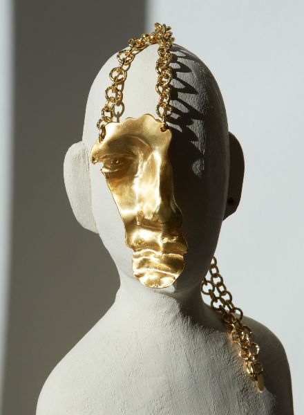 EFEK JEWELRY presents the new collection by Designer and Stylist Özge EFEK c/o LES ARTISTS by Josef Stockinger