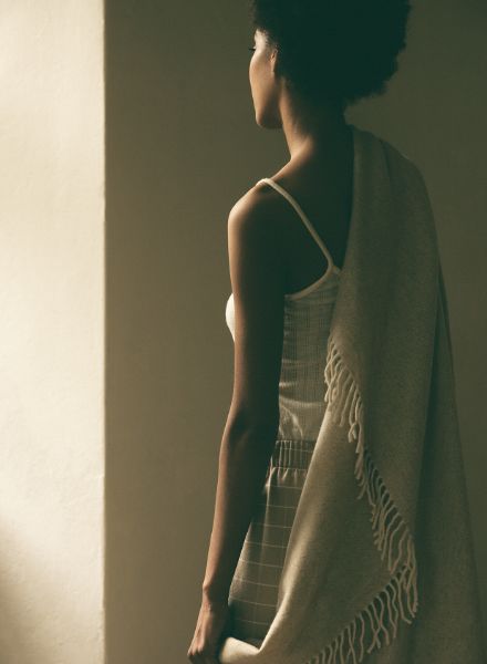 A slow fashion campaign for sustainable fashion label GRÜNE ERDE – photographed by Janna TODE c/o 70SEVEN
