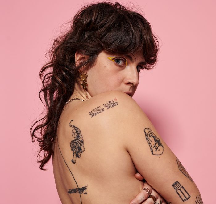 'Mina' - Personal Project featuring Tattoo-Artist Mina, fotografiert von FELIX EISENMEIER