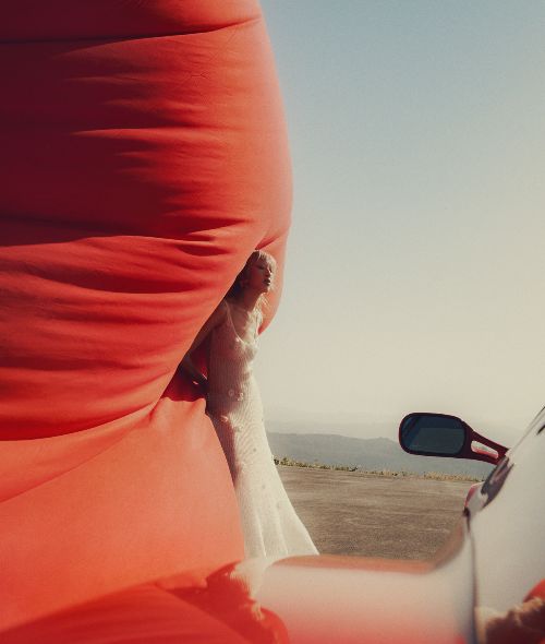 'ODYSSEY ROUGE' - ein Fashion & Transportation Projekt von Oskar Bakke mit Creative Retouch von THE KLUBHOUSE