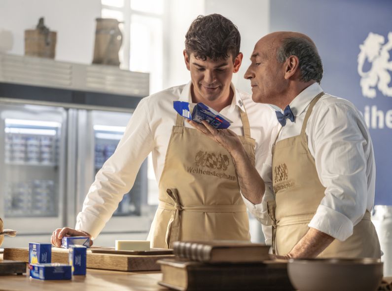 From Bavaria all over the world … - Jan HERBOLSHEIMER c/o STILLSTARS photographs during the TVC shoot for WEIHENSTEPHAN