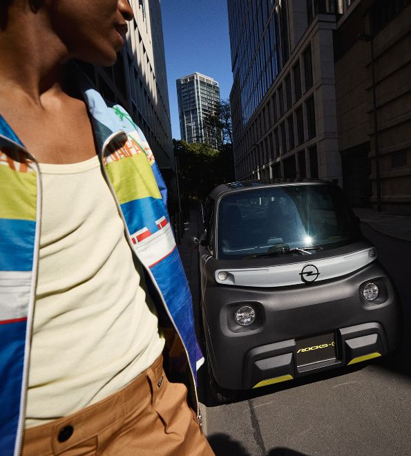 'OPEL ROCKS-e' – DAVID MAURER präsentiert sein neues Foto-Projekt mit dem emissionsfreien Zweisitzer OPEL ROCKS ELECTRIC