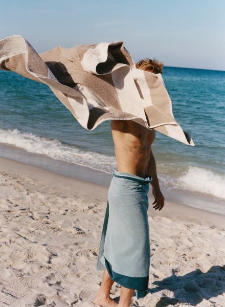 FOUR SEASONS HOTELS – with a campaign photographed by JAMES HARVEY-KELLY c/o LGA MANAGEMENT