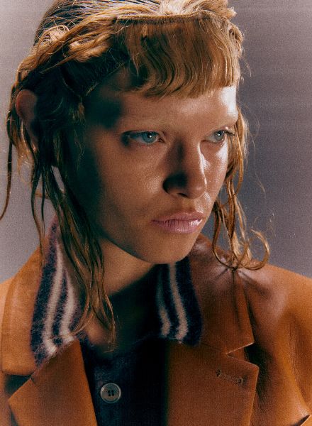 PER APPELGREN inszeniert eyecatching Beauty & Fashion Story mit Lise Sauve für NUMÉRO NL