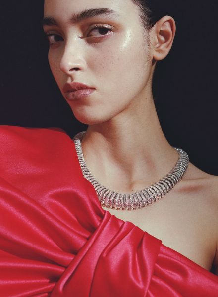 Hugo Mapelli photographs model Ghita Lamghari for WALLPAPER Magazine - with makeup by Thomas LORENZ c/o LES ARTISTS by Josef Stockinger