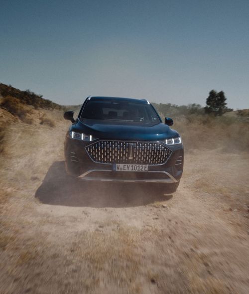 The Way Forward – GWM WEY 05 launch campaign by Ole Westermann with post production by GoSee new entry SCHINKEN.STUDIO