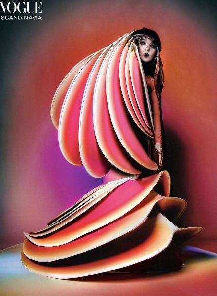 Björks erstes VOGUE Cover samt Story in der VOGUE SCANDINAVIA mit Hairstyling von OLIVIER SCHAWALDER c/o les ARTISTS by Josef Stockinger