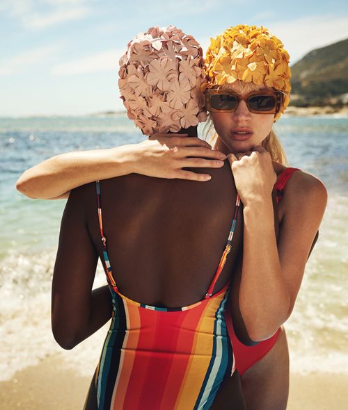 Made in Cape Town – Saskia WEGNER c/o NERGER M&O photographs a beach editorial for the magazine SELIN
