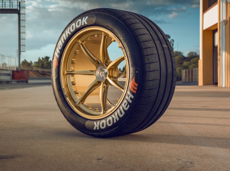 HANKOOK TIRES is the official tire supplier of Formula E – photos by THOMAS SCHORN