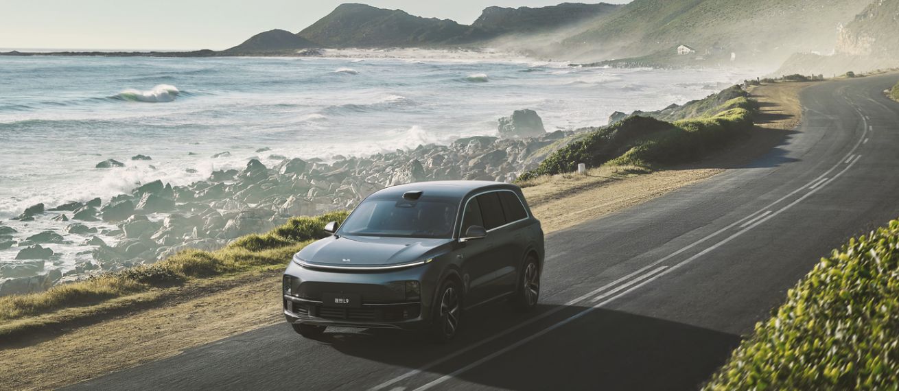 CAPE TOWN PRODUCTIONS presents : LI AUTO by MARKUS WENDLER