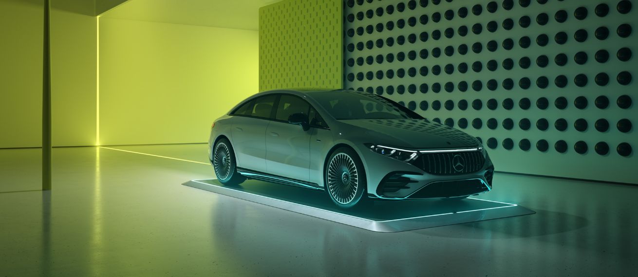 THOMAS SCHORN visualizes the complete market launch for luxury garage builder FAHRENGOLD