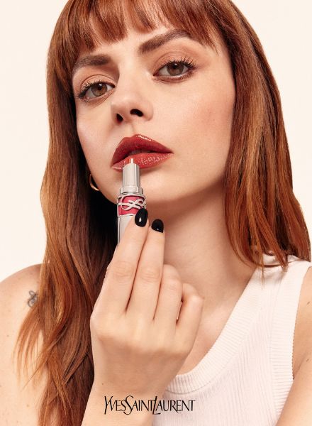 YSL BEAUTY with Italian pop singer Annalisa : creative content by fashion & beauty photographer Byron MOLLINEDO c/o KRISTINA KORB