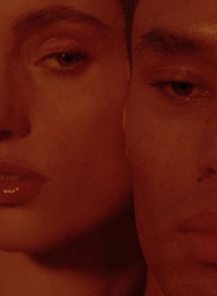 KRISTINA KORB Revisited : Nikk Martin & Tiana Lenz fotografierten für das LE MILE Magazin die Strecke 'Odyssey', drei Motive für Euch auf GoSee.News