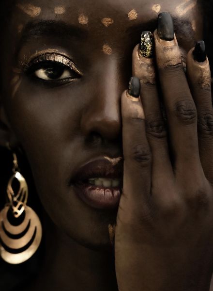 ‘Malindi’ – an African portrait project photographed by Andrea VARANI c/o KRISTINA KORB in Kenya