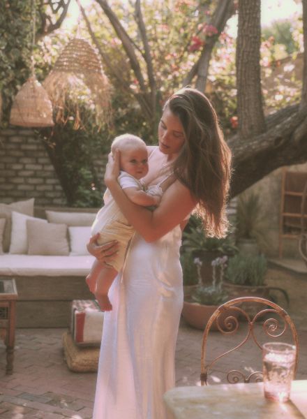 The Mother Country series with model Maggie Mae by Annie EDMONDS c/o ALYSSA PIZER MANAGEMENT