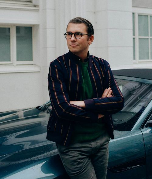 A city trip in a Jaguar F-Type with Fabian Freytag for AD MAGAZINE, photos by Daniel FEISTENAUER c/o WILDFOX RUNNING