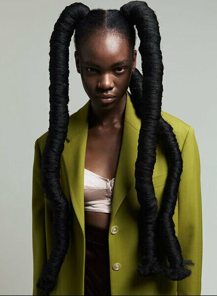 'Nonjabulo' - eine freie Produktion von Fotograf Jesse Fine und Hair & Makeup Artist Anja FICHTENMAYER c/o BIGOUDI featuring Model Nonjabulo Xaba c/o Boss Models