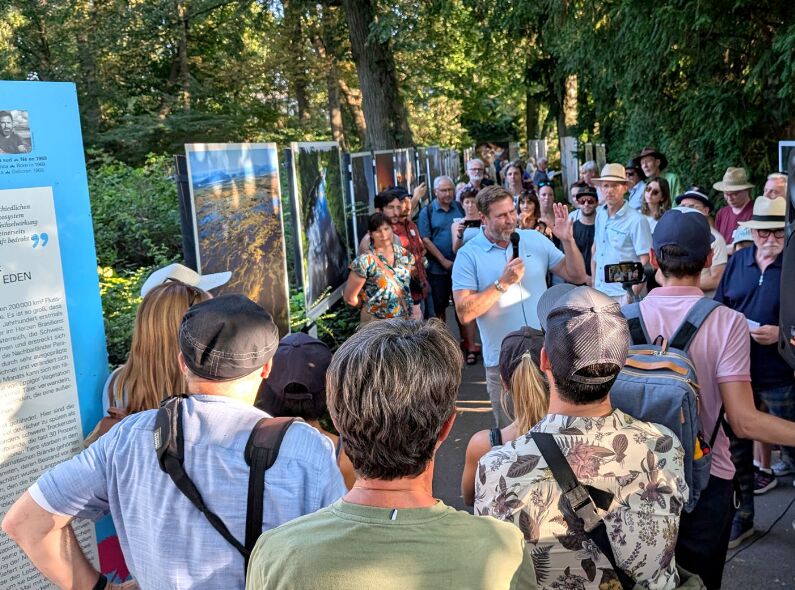 EDITION LAMMERHUBER : Besucherrekord beim Festival La Gacilly-Baden Photo, das zum Thema WELT.NATUR.ERBE am 13.Oktober 2024 zu Ende ging
