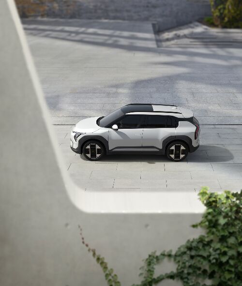 ‘Visualizing the Future’ - the KIA EV3 campaign by MAGROUND