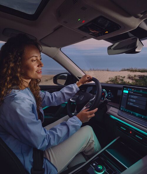 Smarter Surfen mit dem VOLKSWAGEN Tayron, fotografiert von Marc Trautmann - betreut wurde die Produktion von IMAGE NATION