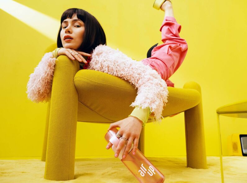 Gen2Fun campaign for AIR UP - photographed by Sophie SCHWARZENBERGER c/o JULIA WALDMANN